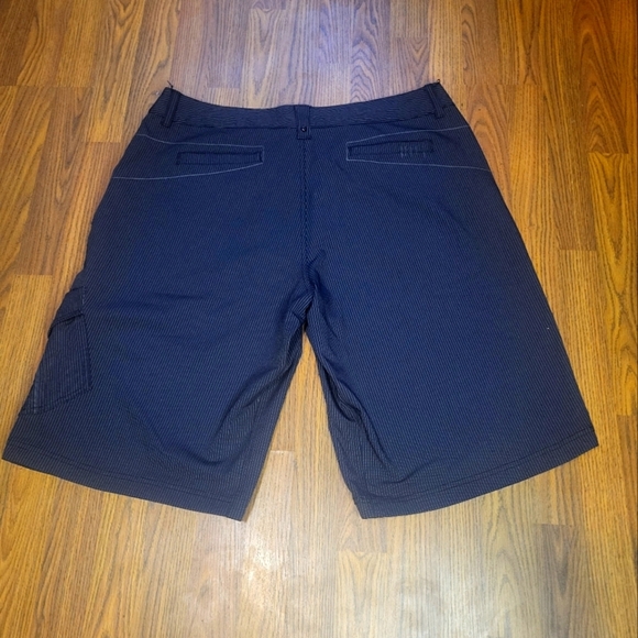 Lululemon Men’s Hybrid Striped Shorts Size 40 – Athletic Casual Performance A84 - Picture 6 of 8